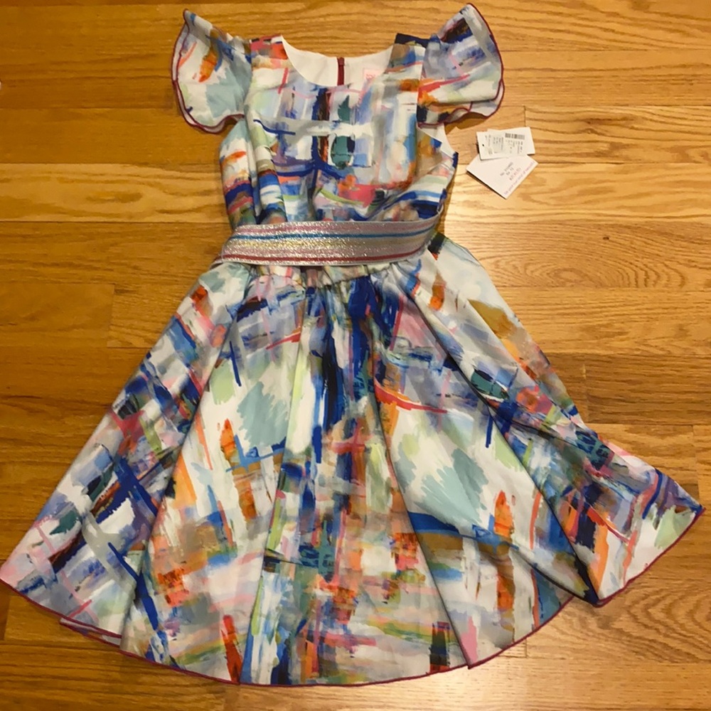 Cute elegant dress !!